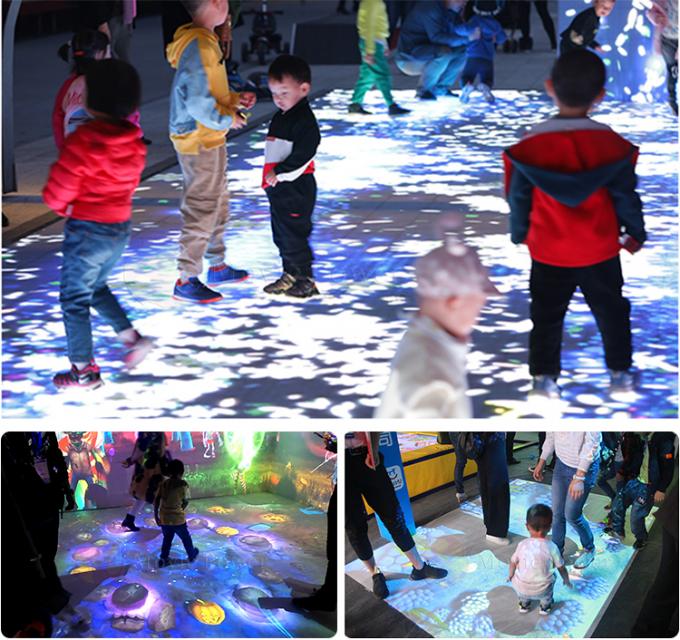 Jeux interactifs d'intérieur multijoueurs de projection de plancher de jeux de Vr d'enfants 0